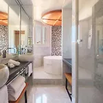 Hotel Montalembert