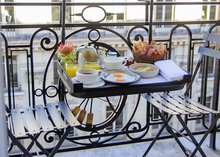 Ξενοδοχείο Montalembert 5*