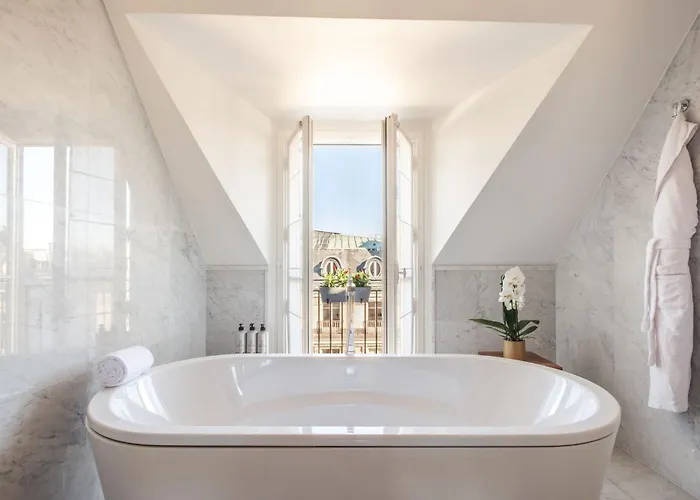 Montalembert Hotel