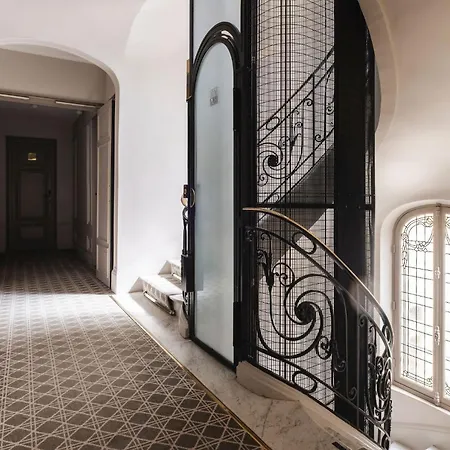Montalembert Paris